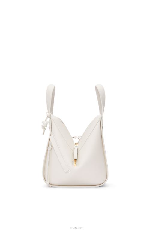 Loewe компактен хамак от сатенирана телешка кожа F84B8462 Жени бяла глазура