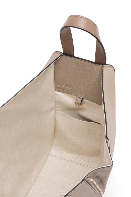 Loewe малка чанта за хамак от мека зърнеста телешка кожа F84B8477 Жени пясък
