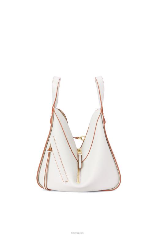 Loewe малка чанта за хамак от мека зърнеста телешка кожа F84B8503 Жени меко бяло
