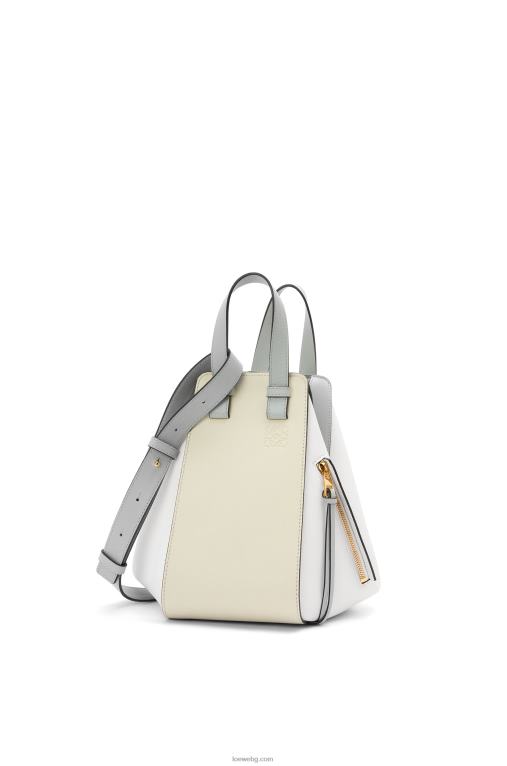 Loewe малка чанта за хамак от класическа телешка кожа F84B8514 Жени пепеляво сиво/мраморно зелено