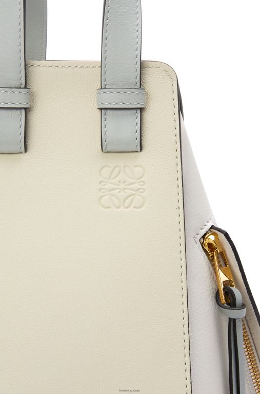 Loewe малка чанта за хамак от класическа телешка кожа F84B8514 Жени пепеляво сиво/мраморно зелено