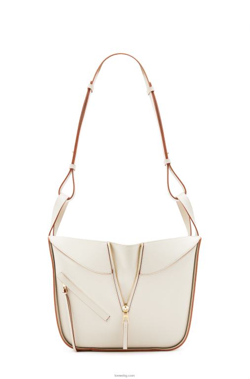Loewe малка чанта за хамак от зърнеста телешка кожа F84B8515 Жени светъл призрак