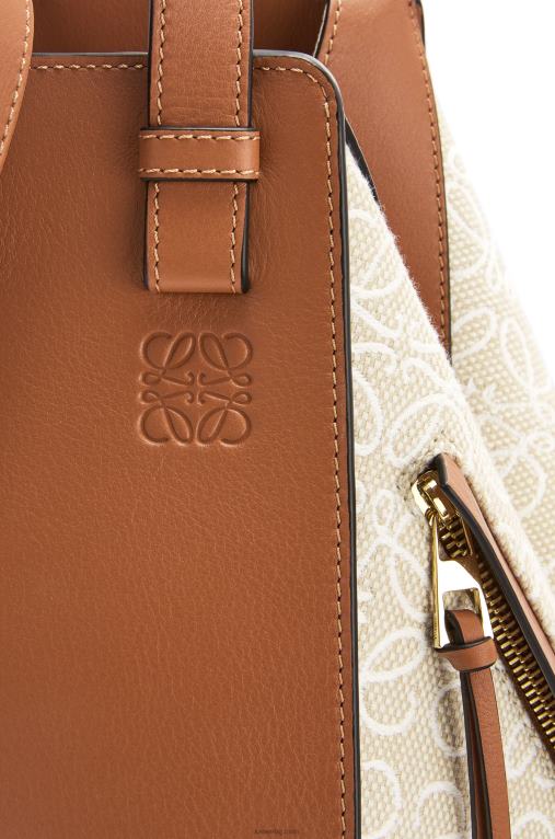 Loewe малка чанта за хамак от анаграм жакард и телешка кожа F84B8523 Жени екрю/тен