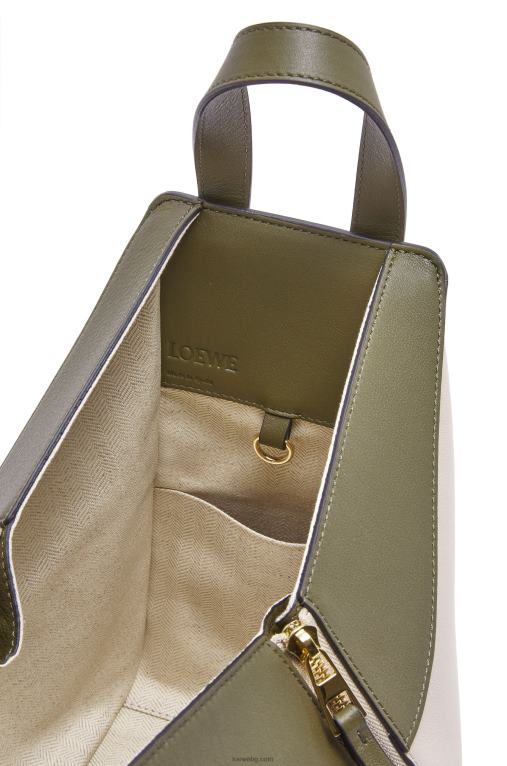 Loewe малка чанта за хамак от класическа телешка кожа F84B8525 Жени есенно зелено/светло овесено