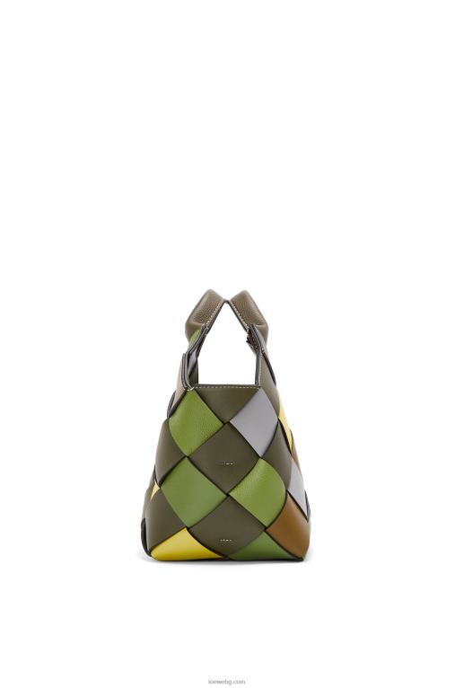 Loewe малка излишна кожена плетена чанта кошница от класическа телешка кожа F84B8103 Жени зелено