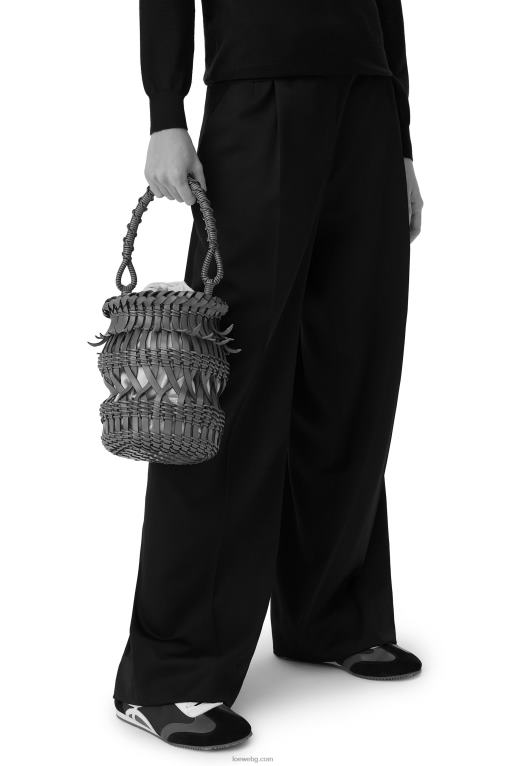 Loewe чанта от телешка кожа с ресни F84B8185 Жени тен