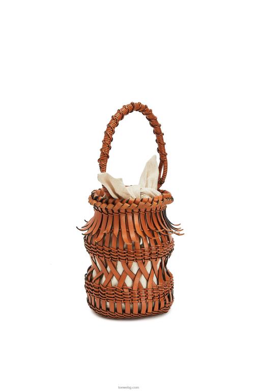 Loewe чанта от телешка кожа с ресни F84B8185 Жени тен