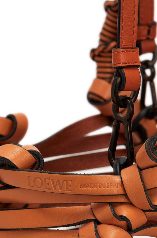 Loewe чанта от телешка кожа с ресни F84B8185 Жени тен