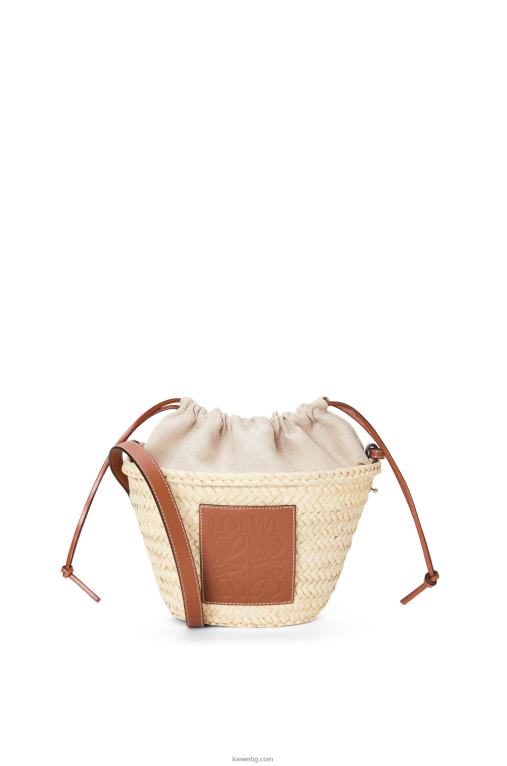 Loewe чанта тип кофа с шнур от палмови листа и телешка кожа F84B822 Жени естествен/тен