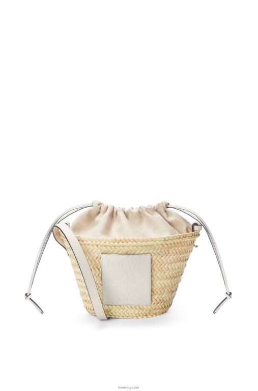 Loewe чанта тип кофа с шнур от палмови листа и телешка кожа F84B823 Жени естествен/бял