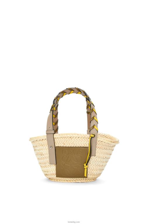 Loewe малка чанта кошница от палмови листа с плетена дръжка от телешка кожа F84B85 Жени маслина/пясък