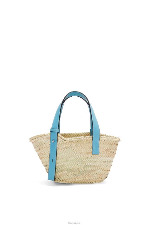 Loewe малка чанта кошница от палмови листа и телешка кожа F84B857 Жени светло синьо