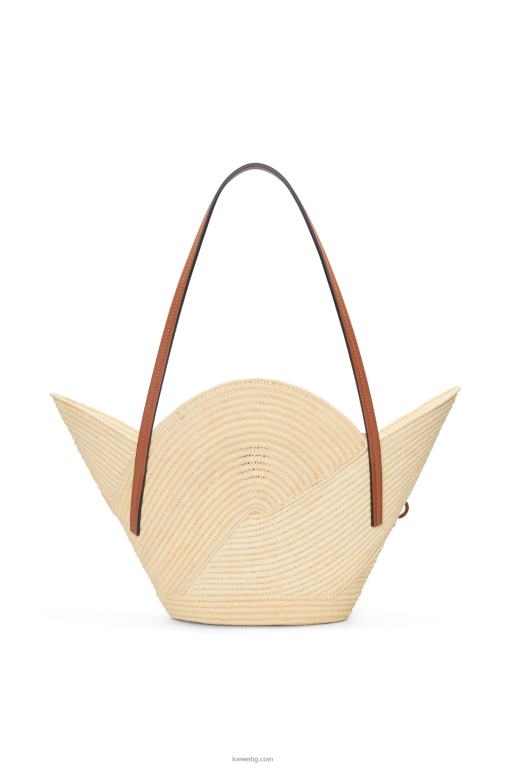 Loewe чанта с венчелистчета от рафия и телешка кожа F84B861 Жени естествен/тен