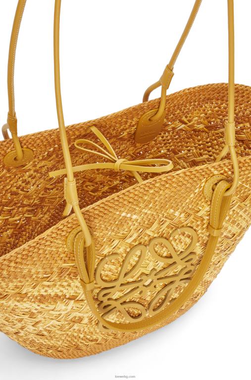Loewe анаграмна чанта кошница от палма Ирака и телешка кожа F84B87 Жени охра