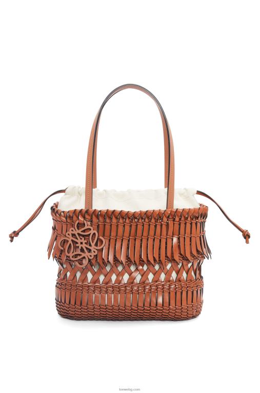Loewe квадратна кошница с ресни от телешка кожа F84B890 Жени тен