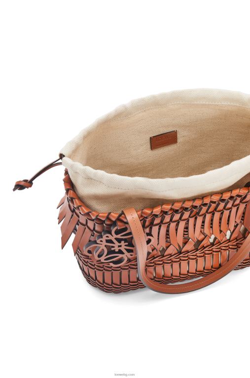 Loewe квадратна кошница с ресни от телешка кожа F84B890 Жени тен