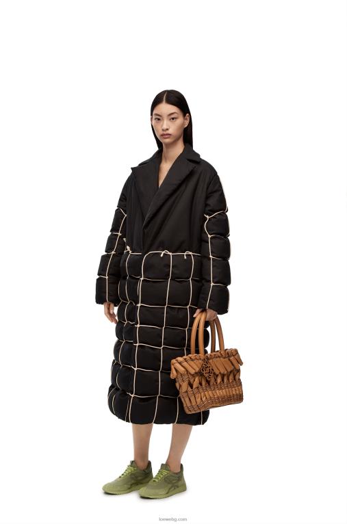 Loewe малка тръбна кошница от агнешка кожа напа F84B893 Жени топла пустиня