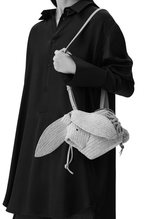 Loewe кофа за зайче от рафия и телешка кожа F84B898 Жени естествено