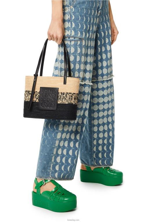 Loewe квадратна чанта с кошница от деграде рафия и телешка кожа F84B899 Жени естествен/черен