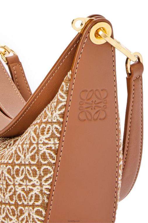 Loewe малка чанта луна от анаграм жакард и класическа телешка кожа F84B8492 Жени тен/пекан