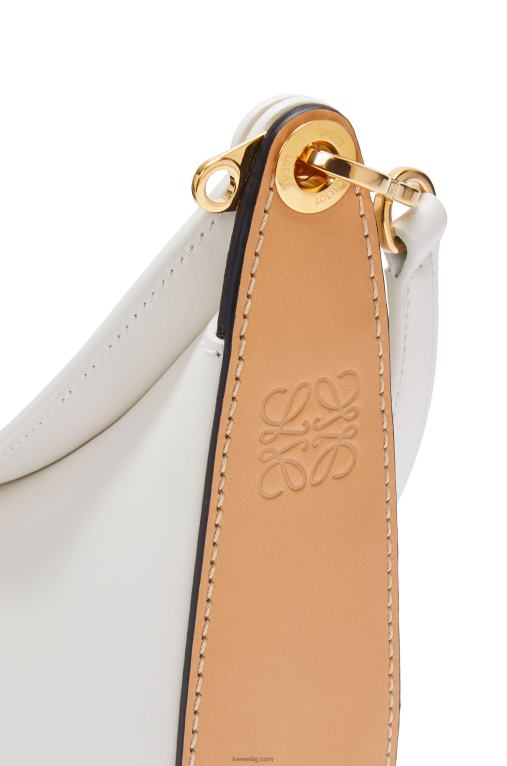 Loewe малка чанта luna от сатенирана телешка кожа F84B8449 Жени меко бяло/естествено