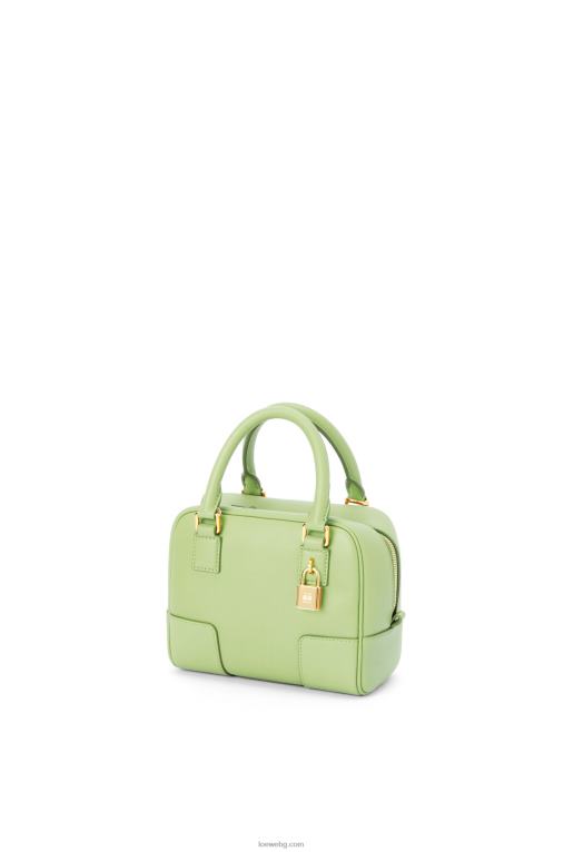 Loewe 16 квадратна чанта Amazona от телешка кожа напа F84B8137 Жени светло бледо зелено