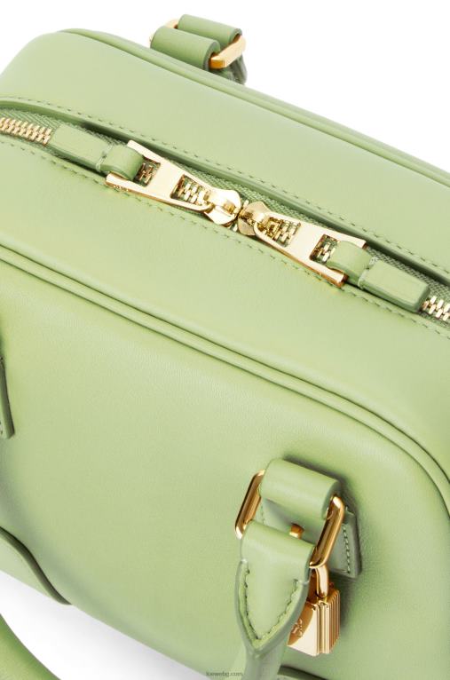Loewe 16 квадратна чанта Amazona от телешка кожа напа F84B8137 Жени светло бледо зелено