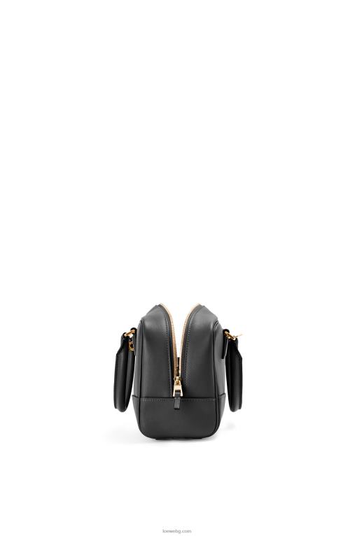 Loewe чанта Amazon 23 от телешка кожа напа F84B8157 Жени черен