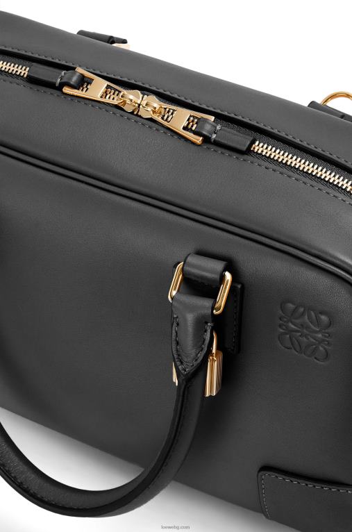 Loewe чанта Amazon 23 от телешка кожа напа F84B8157 Жени черен
