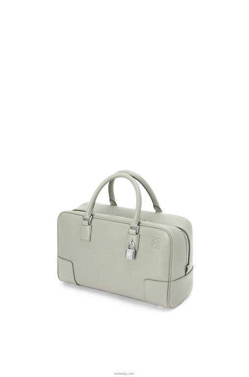 Loewe чанта Amazon 28 от телешка кожа напа F84B8136 Жени пепеляво сиво