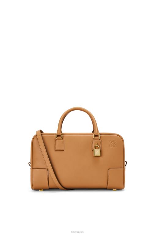 Loewe чанта Amazon 28 от телешка кожа напа F84B8138 Жени топла пустиня