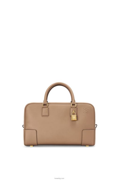 Loewe чанта Amazon 28 от телешка кожа напа F84B8169 Жени цвят норка