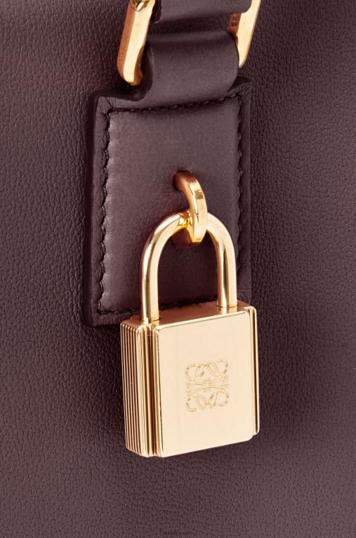 Loewe чанта Amazon 28 от телешка кожа напа F84B8173 Жени подрязвам