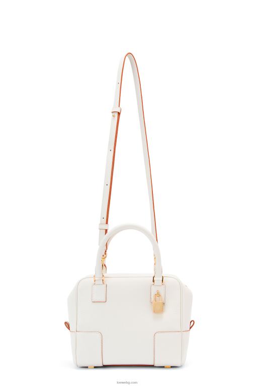 Loewe квадратна чанта Amazona 19 от мека зърнеста телешка кожа F84B8152 Жени меко бяло