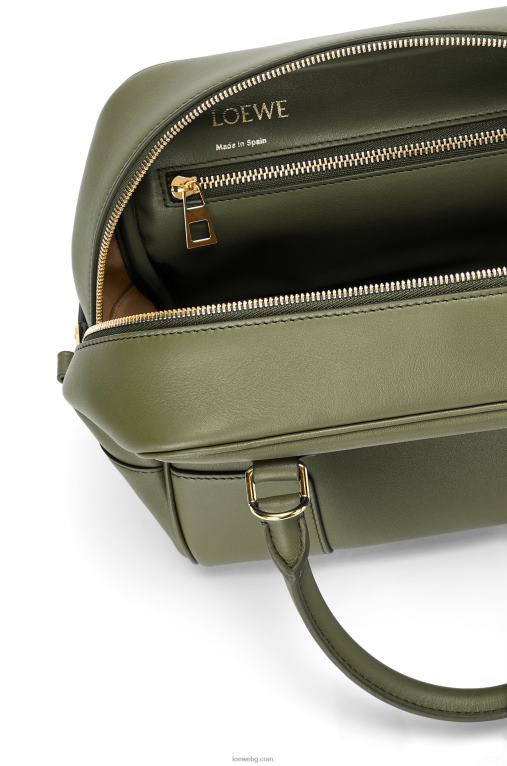 Loewe квадратна чанта Amazona 19 от телешка кожа напа F84B8166 Жени авокадо зелено