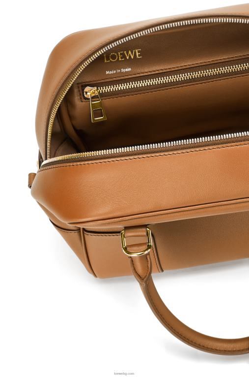 Loewe квадратна чанта Amazona 19 от телешка кожа напа F84B8167 Жени топла пустиня