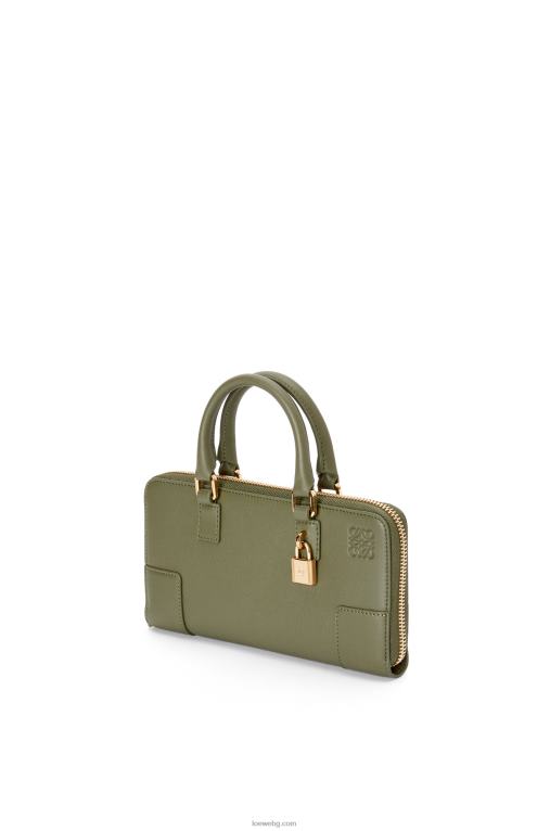 Loewe торбичка Amazona от телешка кожа напа F84B8281 Жени авокадо зелено