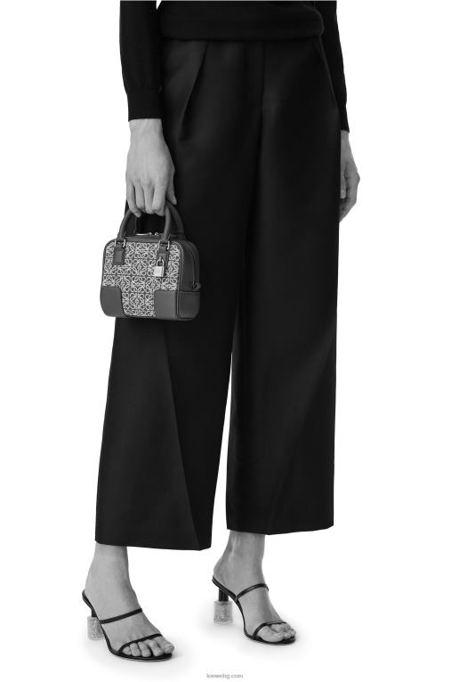 Loewe amazona 16 квадратна чанта от анаграмен жакард и телешка кожа F84B8139 Жени тъмносиньо/черно