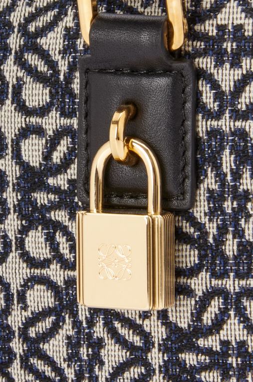 Loewe amazona 16 квадратна чанта от анаграмен жакард и телешка кожа F84B8139 Жени тъмносиньо/черно