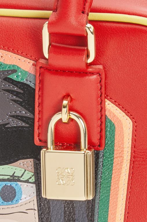 Loewe чанта witch of the waste Amazona 19 от телешка кожа напа F84B8193 Жени червен