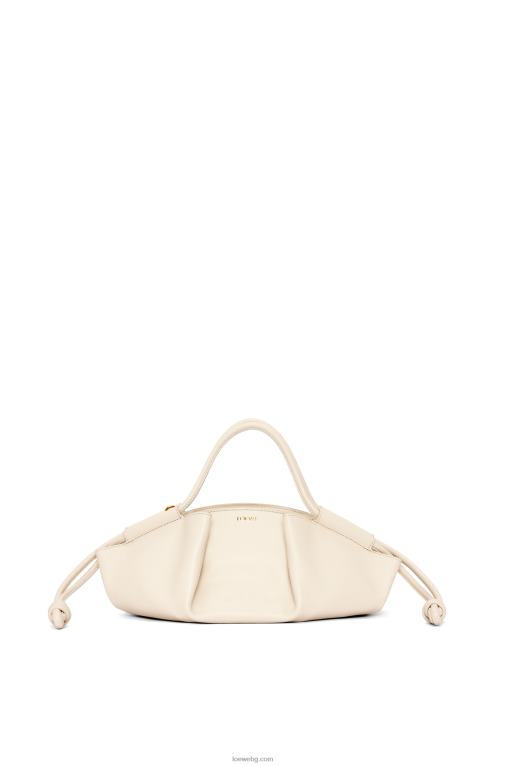 Loewe малка пасео чанта от лъскава телешка кожа напа F84B8345 Жени ангора