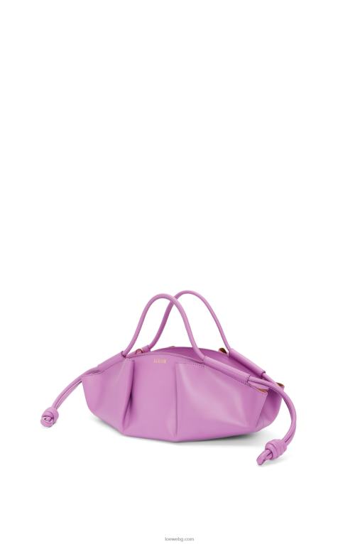 Loewe малка пасео чанта от лъскава телешка кожа напа F84B8348 Жени скална роза