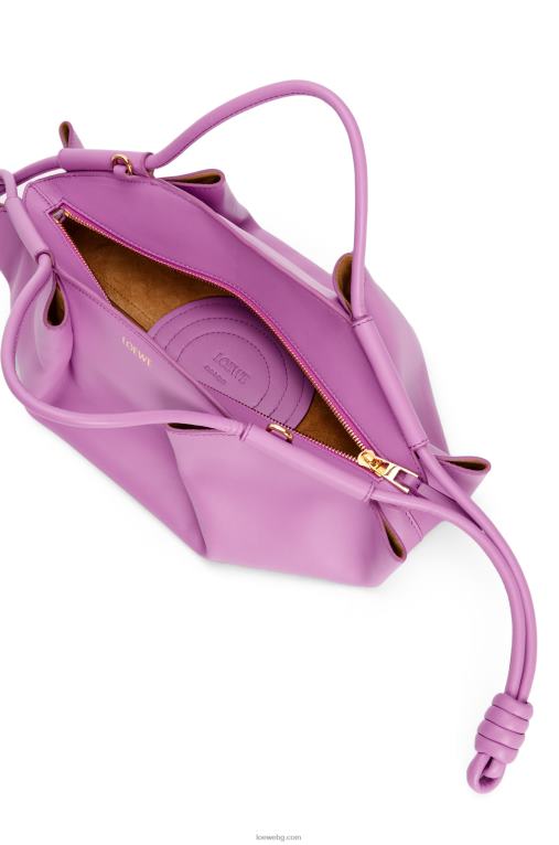 Loewe малка пасео чанта от лъскава телешка кожа напа F84B8348 Жени скална роза