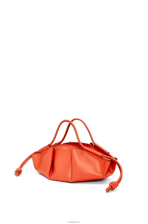 Loewe малка пасео чанта от лъскава телешка кожа напа F84B8349 Жени изгрев оранжево
