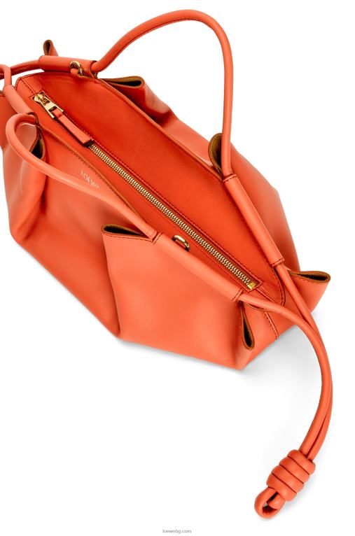 Loewe малка пасео чанта от лъскава телешка кожа напа F84B8349 Жени изгрев оранжево