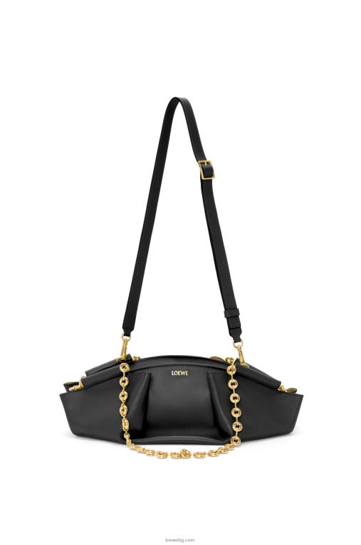 Loewe малка пасео чанта от лъскава телешка кожа напа с верижка F84B8402 Жени черен