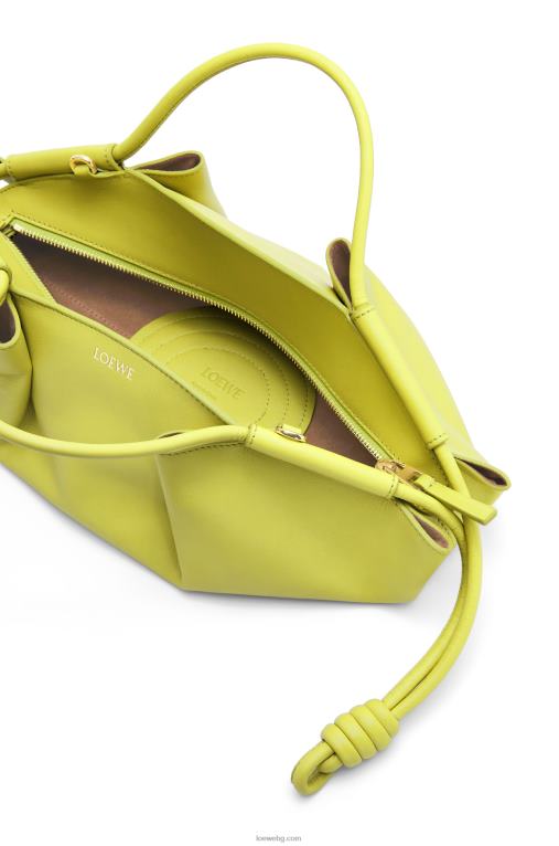 Loewe малка пасео чанта от лъскава телешка кожа напа F84B8419 Жени лайм жълто