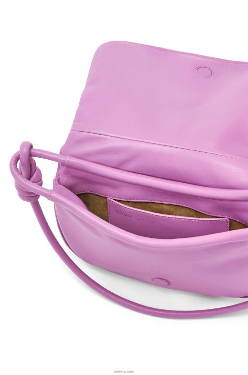 Loewe чанта paseo от лъскава телешка кожа от напа F84B8335 Жени скална роза