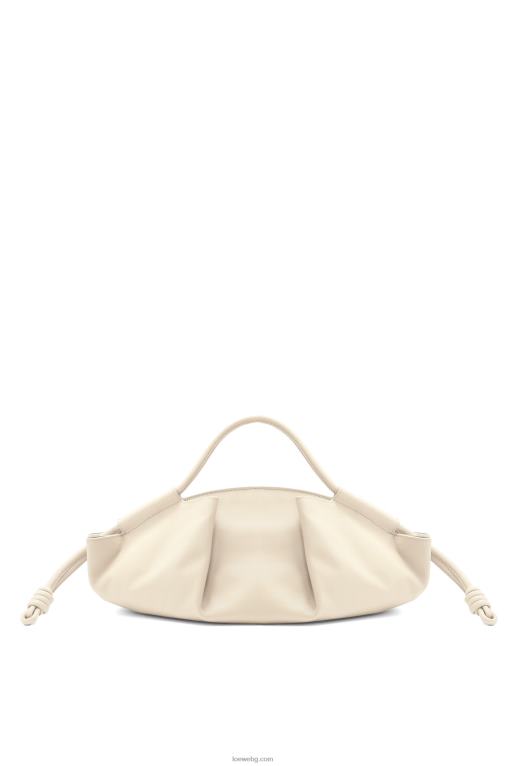 Loewe чанта paseo от лъскава телешка кожа напа F84B8346 Жени ангора
