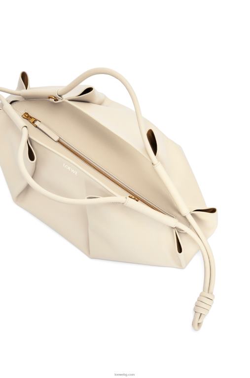 Loewe чанта paseo от лъскава телешка кожа напа F84B8346 Жени ангора